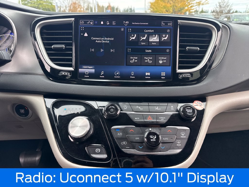 Used 2023 Chrysler Pacifica Touring-L FWD image 27
