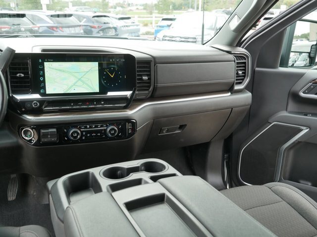 Used 2025 Chevrolet Silverado 2500 LT w/ Convenience Package AWD/4WD image 23