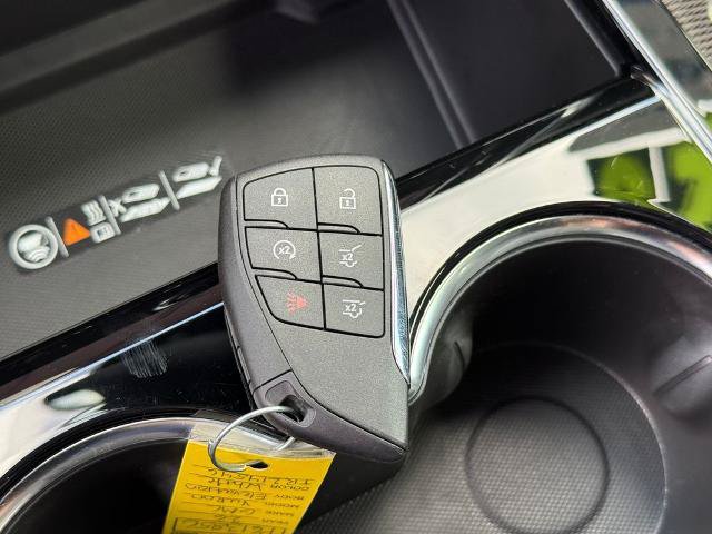 Used 2026 GMC Yukon Elevation AWD/4WD image 15