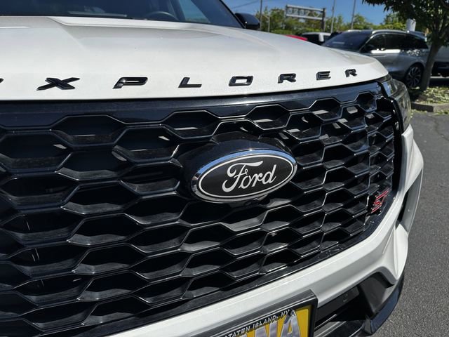 Certified 2025 Ford Explorer ST AWD/4WD image 10