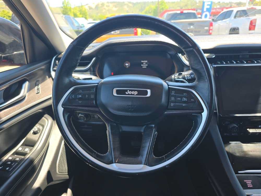 Used 2021 Jeep Grand Cherokee L Limited AWD/4WD image 11