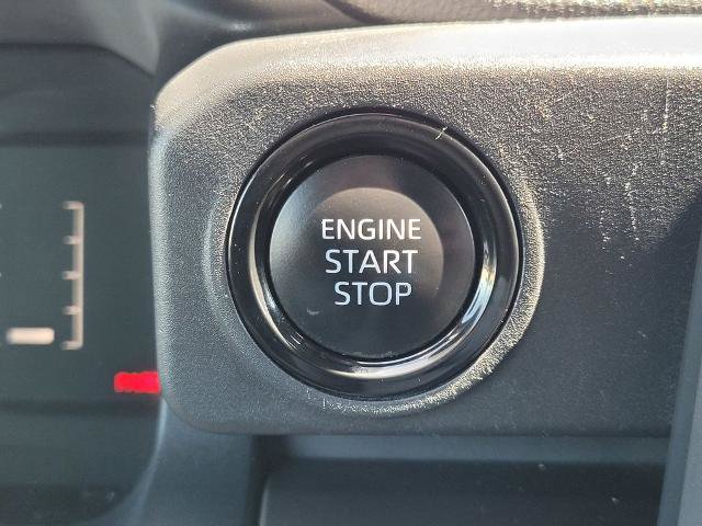 Used 2024 Toyota Tacoma SR5 AWD/4WD image 23