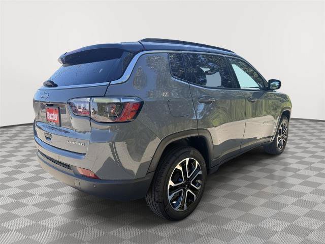 Used 2024 Jeep Compass Limited AWD/4WD image 9