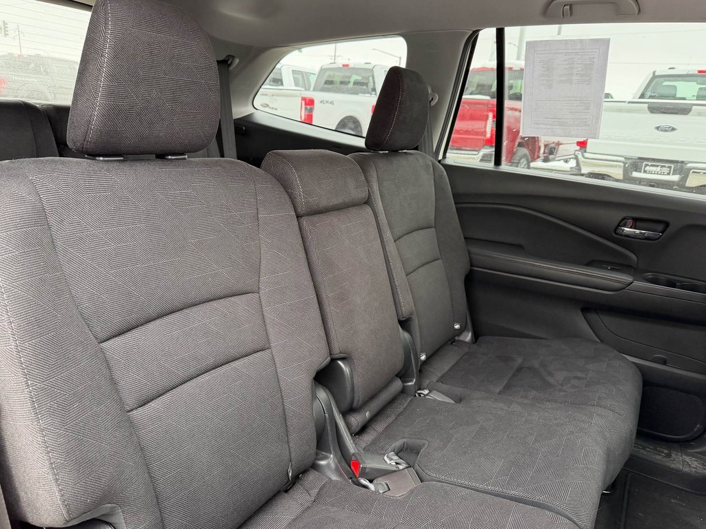 Used 2019 Honda Pilot EX image 16