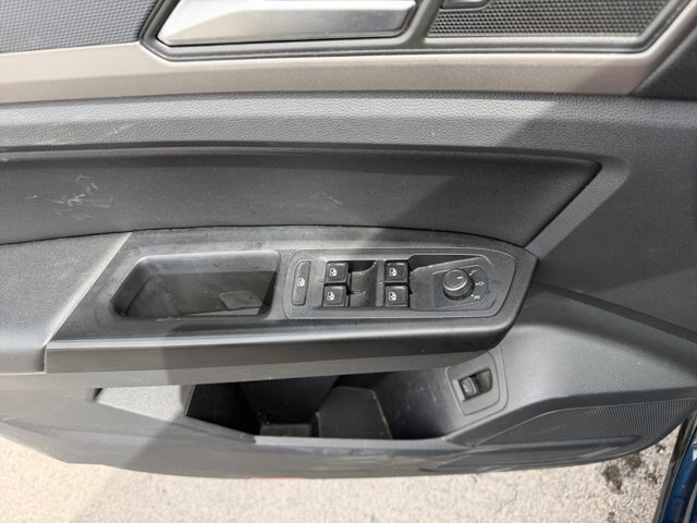 Used 2021 Volkswagen Atlas SE w/ Panoramic Sunroof Package FWD image 13