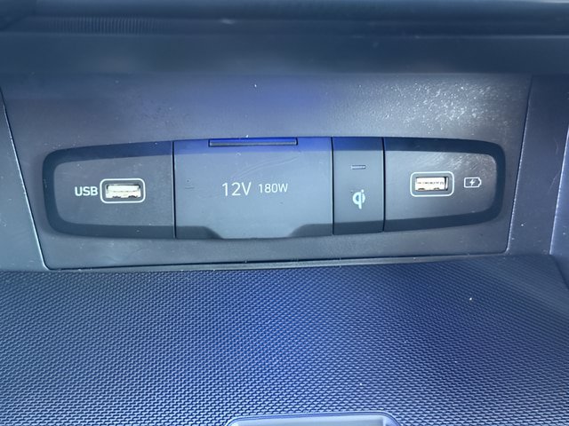 Used 2023 Hyundai Tucson Limited AWD/4WD image 16