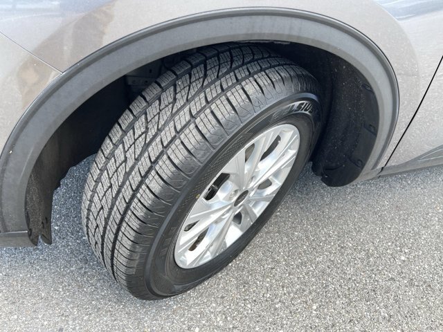 Certified 2025 Ford Escape Active AWD/4WD image 2