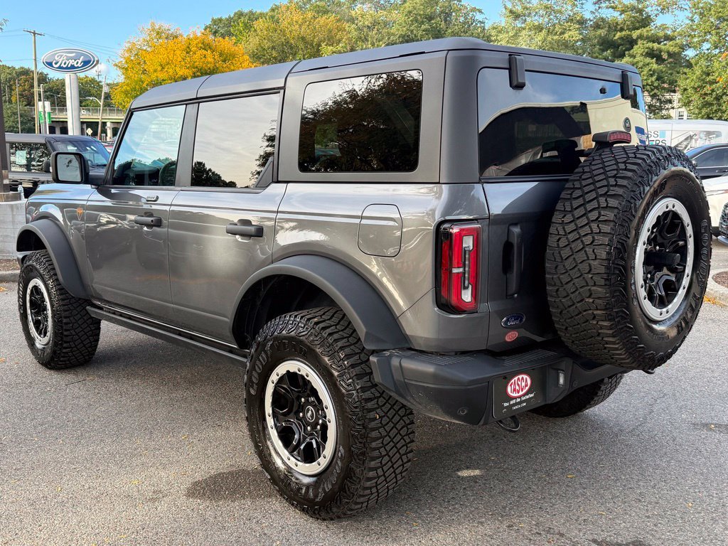 Certified 2023 Ford Bronco Badlands w/ Sasquatch Package AWD/4WD image 8