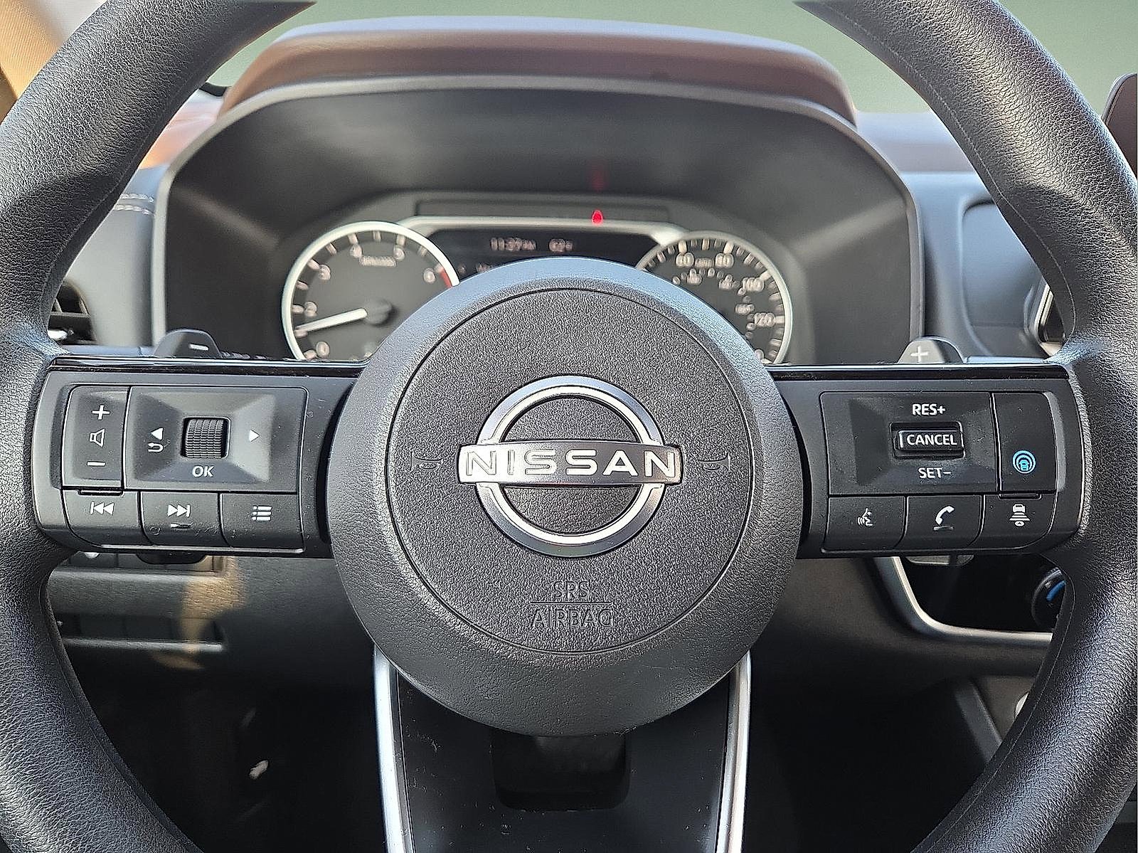 Used 2022 Nissan Rogue SV image 24