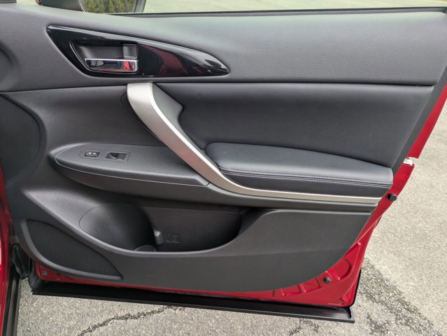 Used 2023 Mitsubishi Eclipse Cross SE image 35