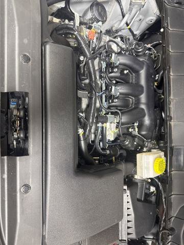 Used 2025 Nissan Pathfinder SL w/ SL Premium Package image 11