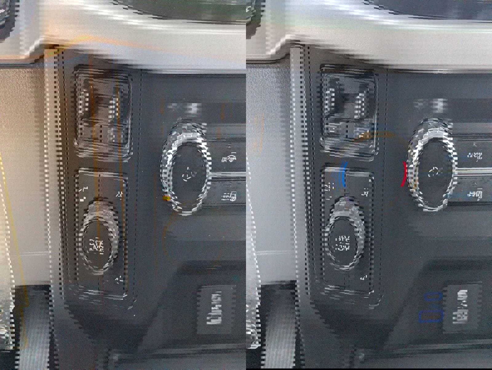 Certified 2023 Ford F150 XLT w/ Equipment Group 301A Mid AWD/4WD image 26