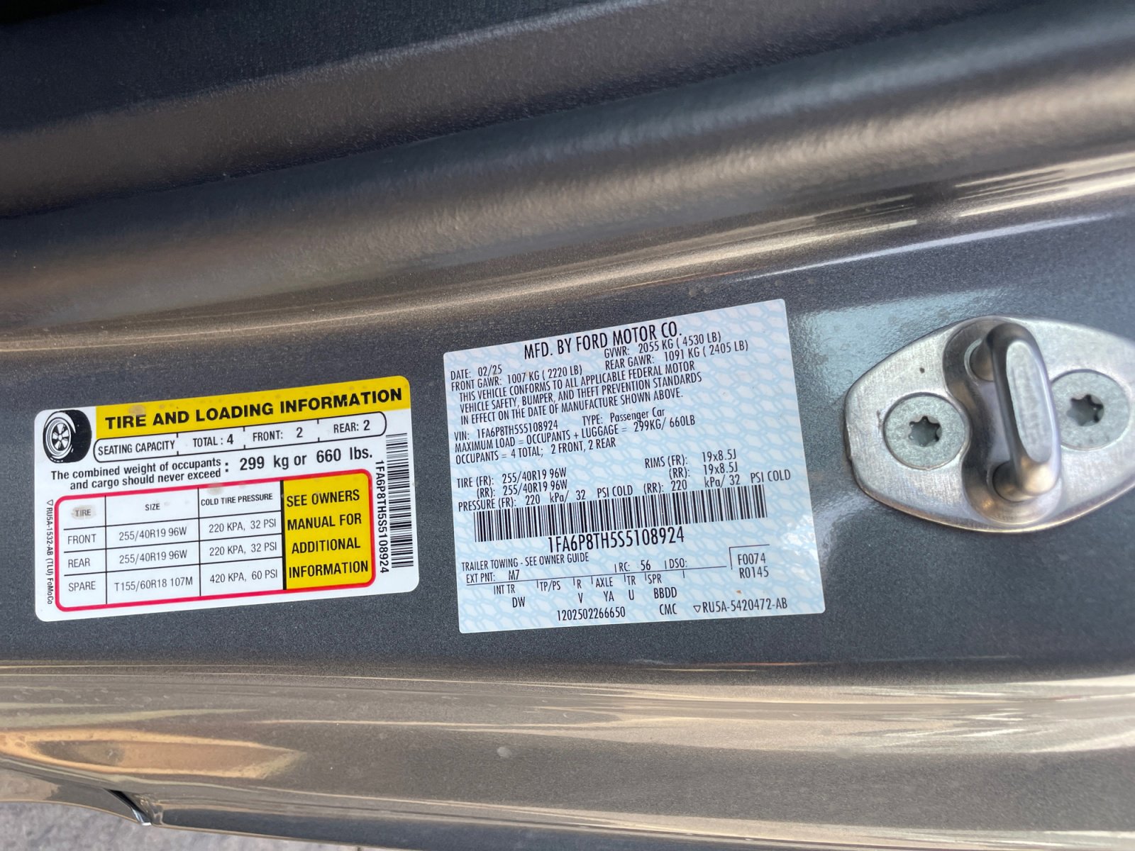 Certified 2025 Ford Mustang Coupe RWD image 34