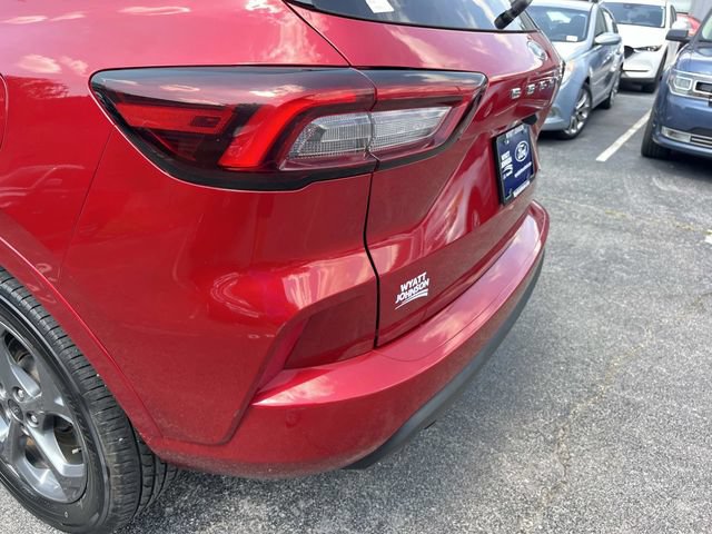 Certified 2024 Ford Escape ST-Line AWD/4WD image 12