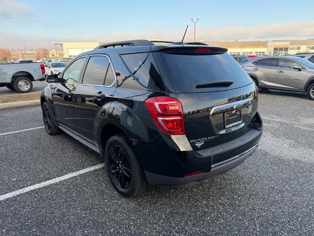 Used 2017 Chevrolet Equinox LT w/ Midnight Edition image 5