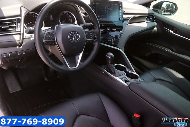 Used 2023 Toyota Camry XLE FWD image 11