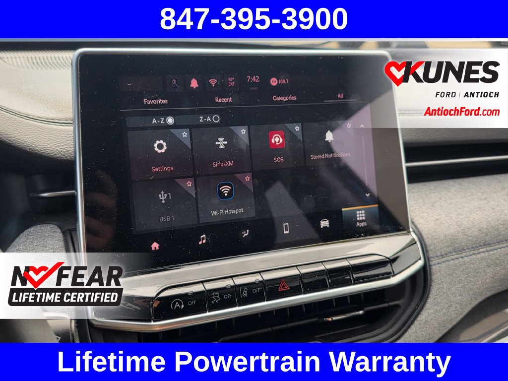Used 2024 Jeep Compass Latitude AWD/4WD image 50