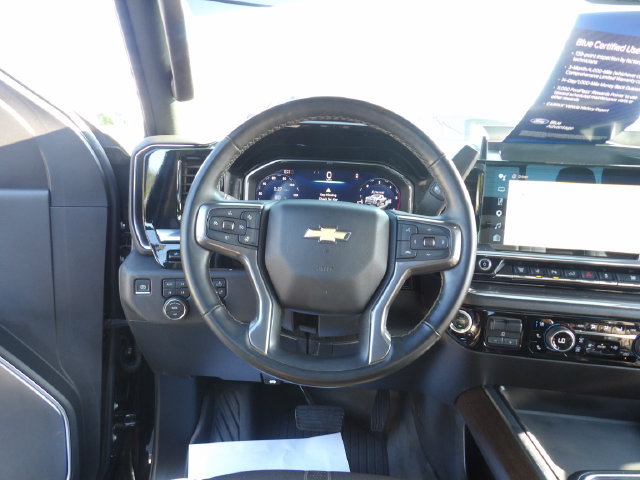 Used 2025 Chevrolet Silverado 3500 High Country w/ High Country Premium Package AWD/4WD image 26