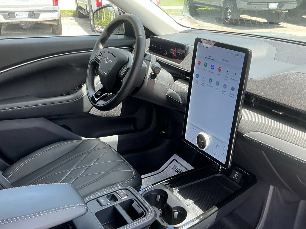 Certified 2025 Ford Mustang Mach-E Select RWD image 22