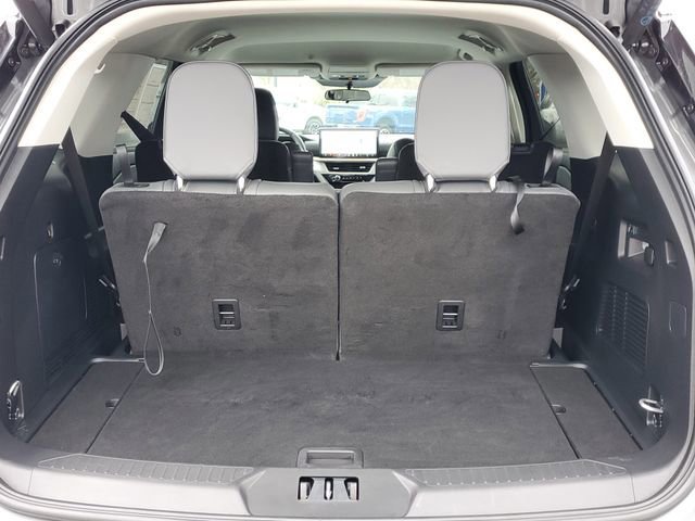 Certified 2025 Ford Explorer Active w/ Active Comfort Package image 7