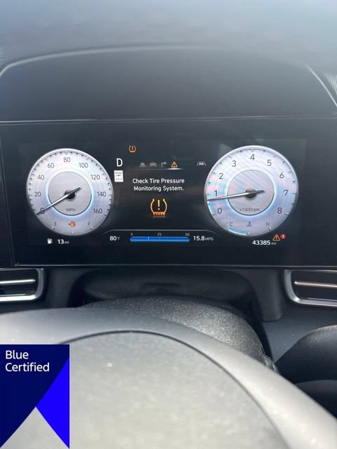 Used 2025 Hyundai Elantra SEL FWD image 13