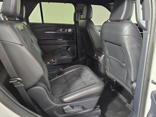 Certified 2025 Ford Explorer ST AWD/4WD image 14