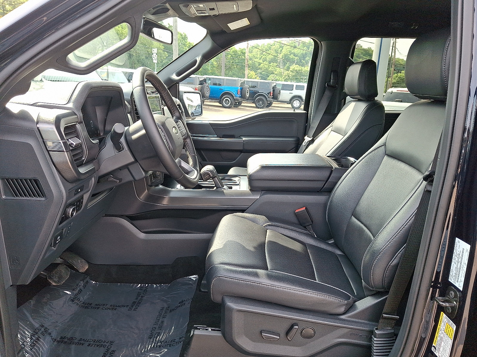 Certified 2025 Ford F150 Lariat w/ Equipment Group 501A Mid AWD/4WD image 13