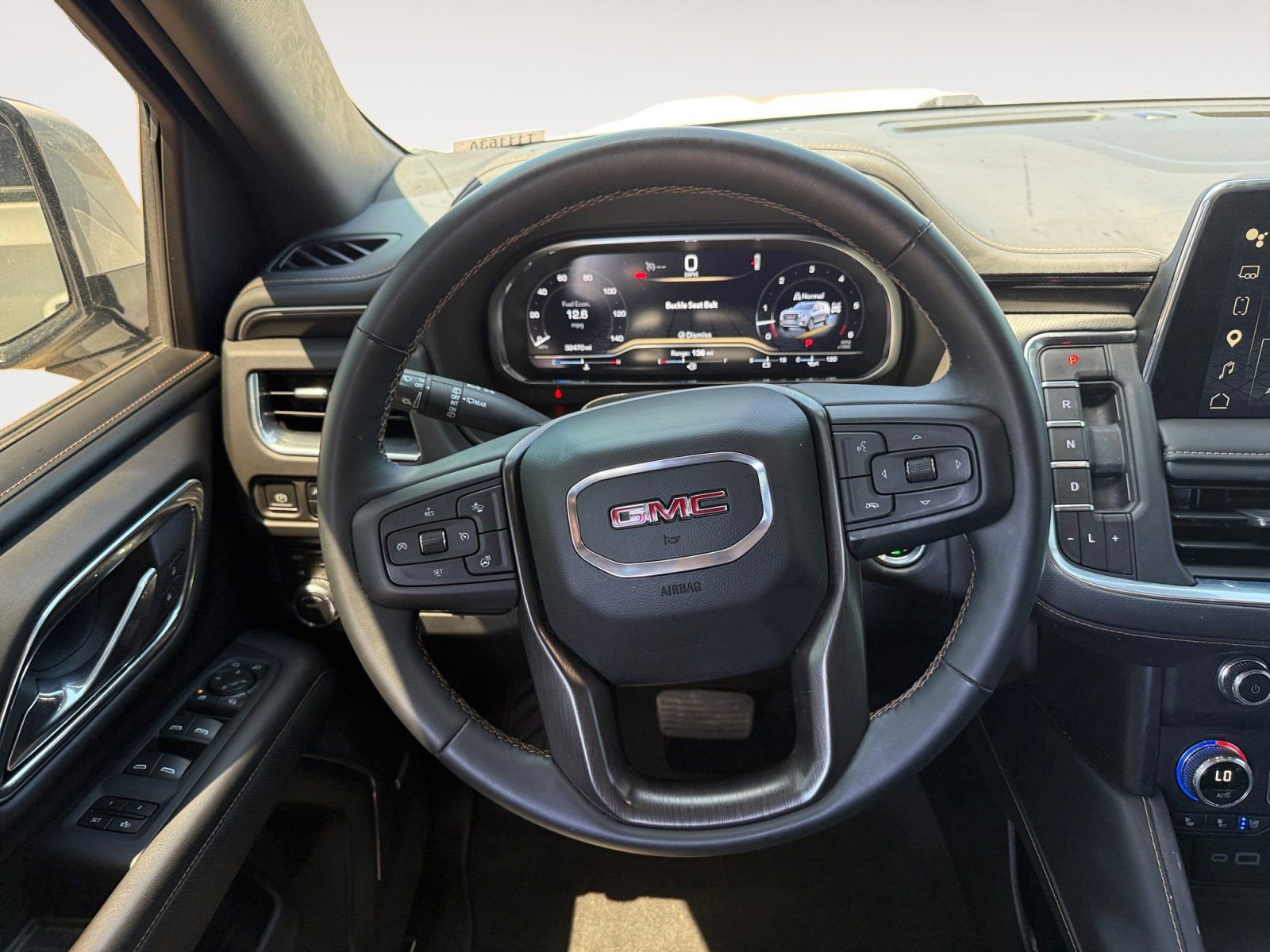 Used 2023 GMC Yukon AT4 w/ LPO, Floor Liner Package AWD/4WD image 12
