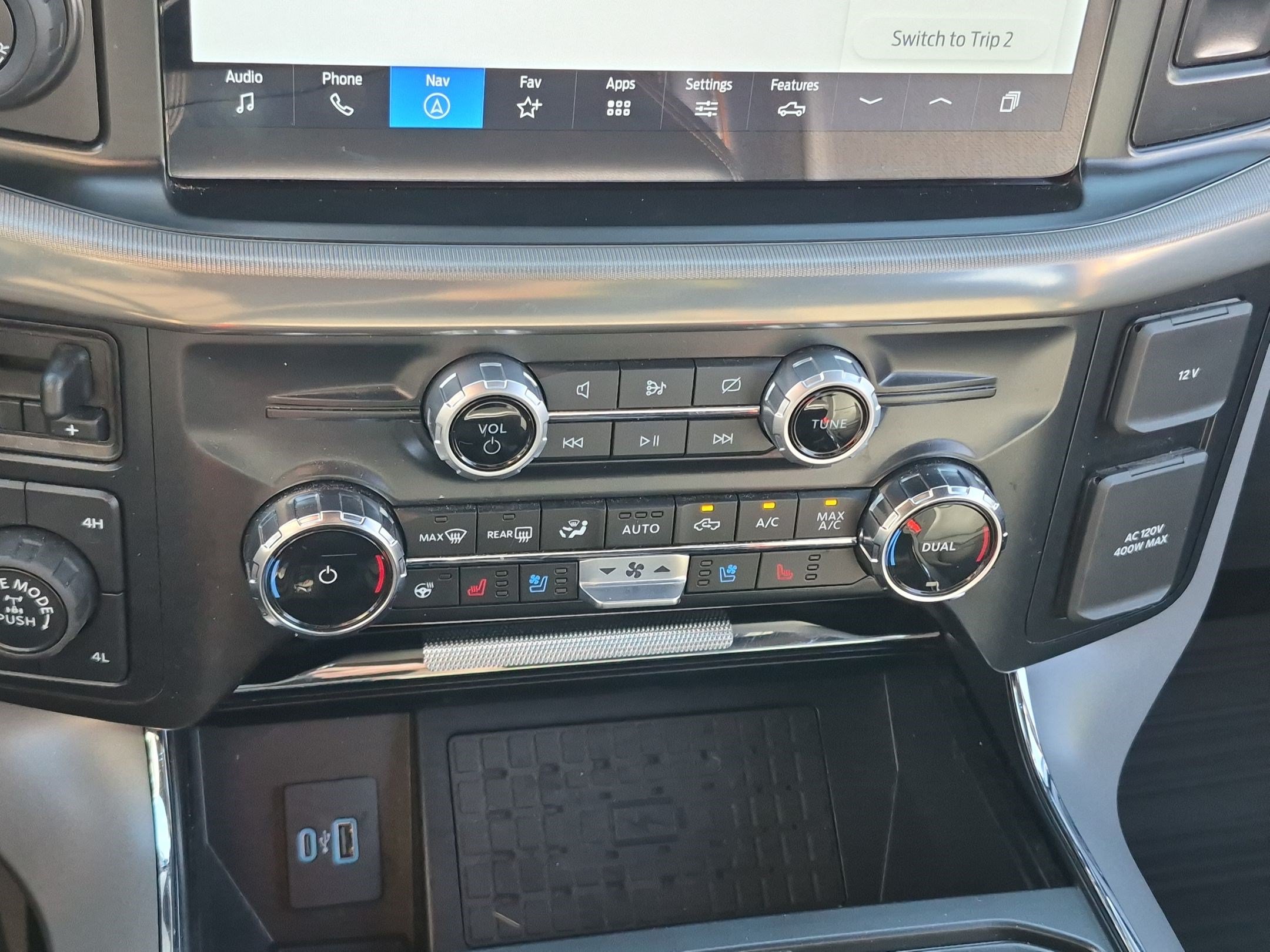 Certified 2024 Ford F150 Lariat w/ FX4 Off-Road Package AWD/4WD image 29