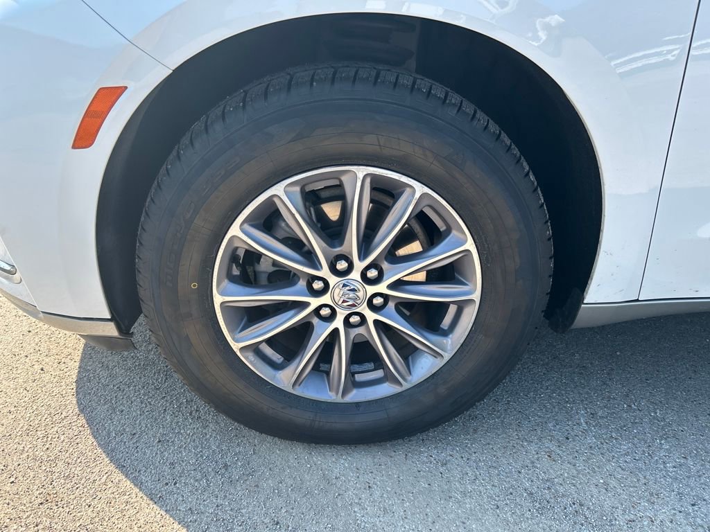 Used 2024 Buick Enclave Premium image 7