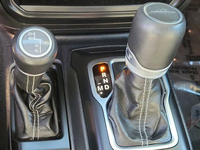 Used 2023 Jeep Gladiator Overland w/ Popular Equipment Package image 29