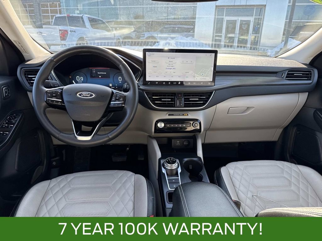 Certified 2023 Ford Escape Platinum w/ Premium Technology Package image 13