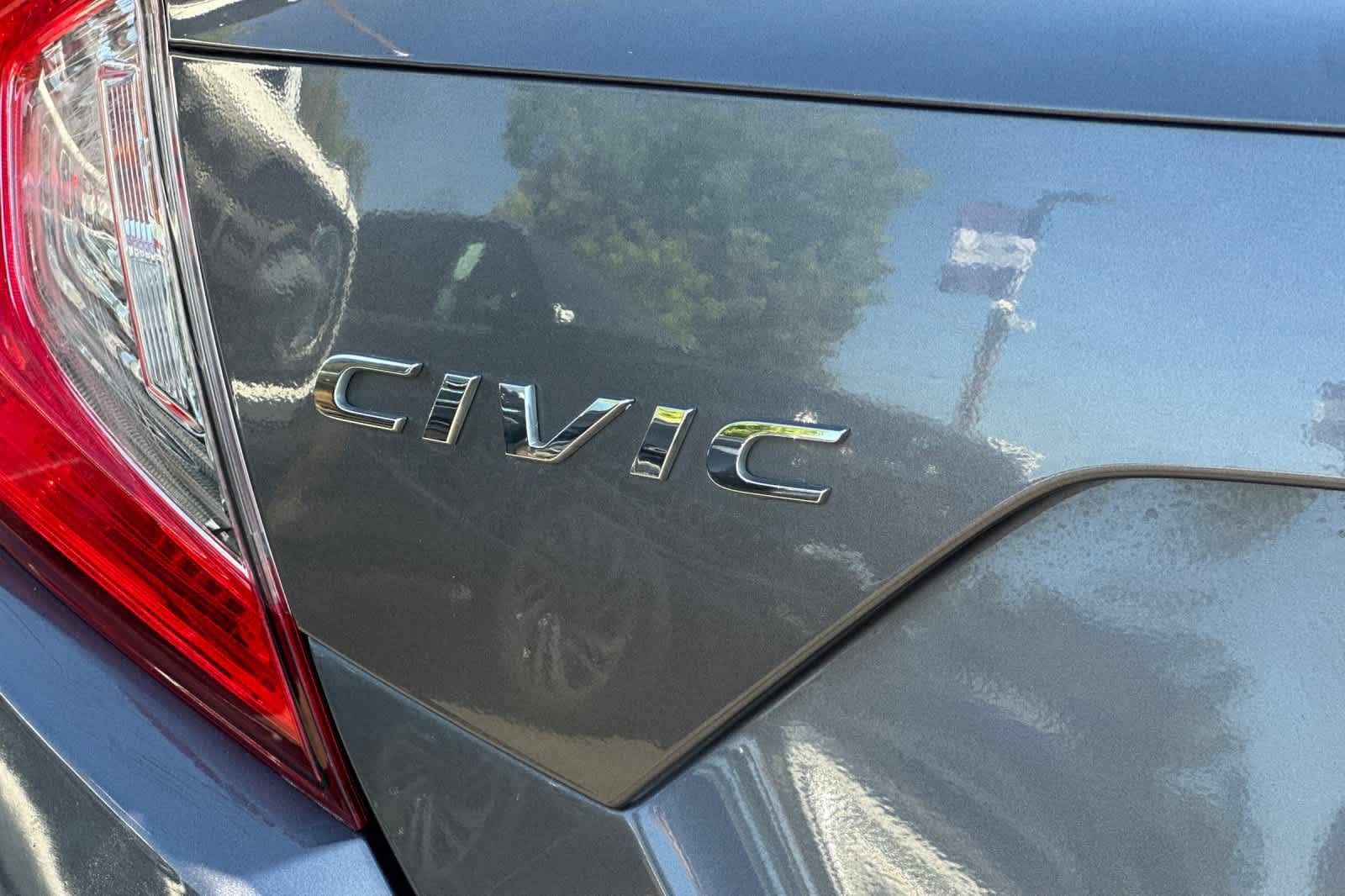 Used 2020 Honda Civic Sport image 27
