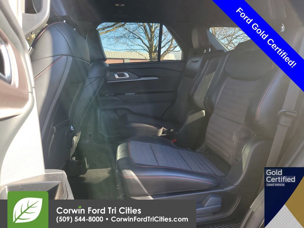 Certified 2025 Ford Explorer ST-Line AWD/4WD image 10