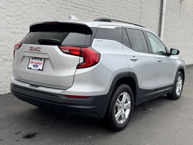 Used 2020 GMC Terrain SLE w/ Driver Convenience Package image 3