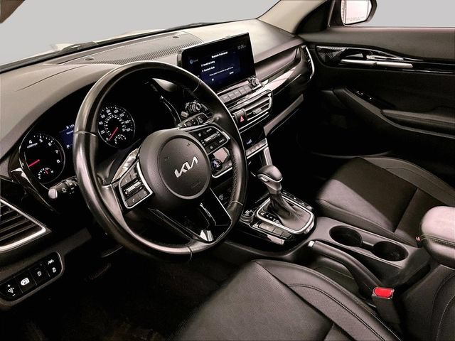 Used 2022 Kia Seltos EX AWD/4WD image 12