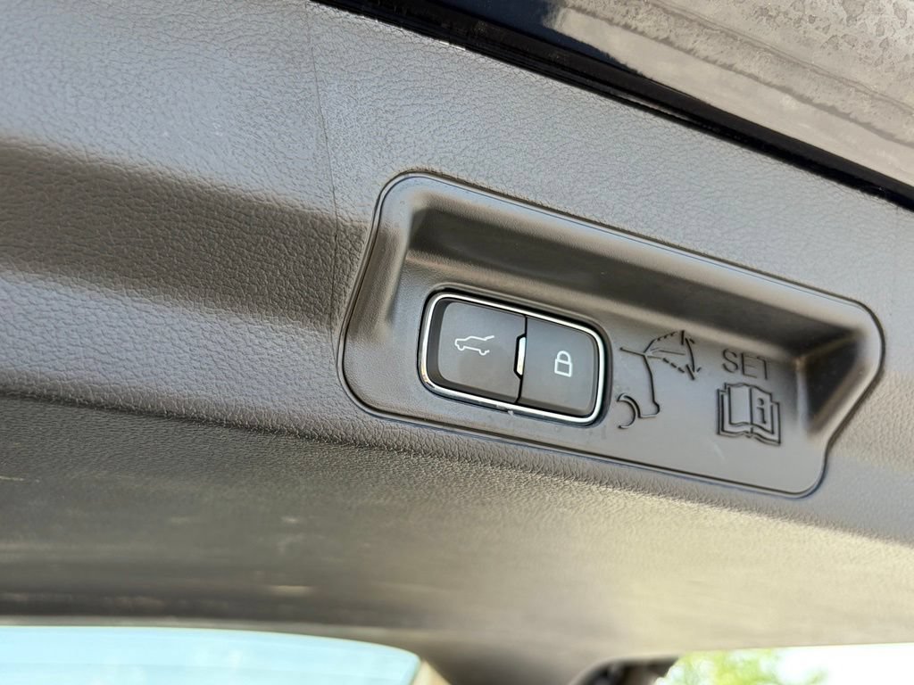 Certified 2025 Ford Explorer Active w/ Active Comfort Package AWD/4WD image 49