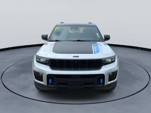 Used 2024 Jeep Grand Cherokee Trailhawk AWD/4WD image 13