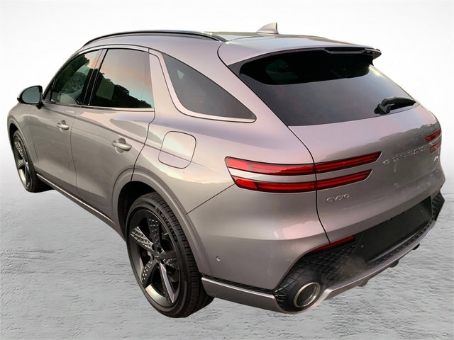 Used 2022 Genesis GV70 3.5T Sport w/ Sport Prestige Package AWD/4WD image 4
