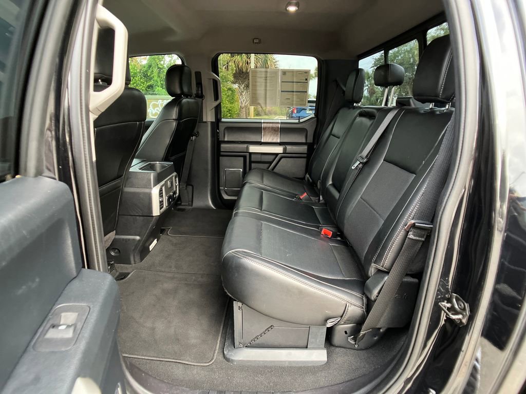 Certified 2019 Ford F250 Lariat w/ Chrome Package image 31