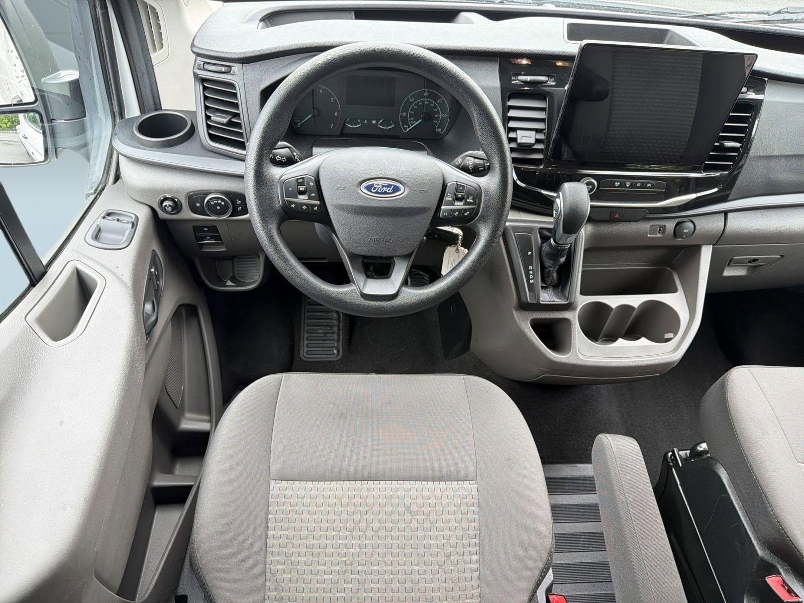 Certified 2024 Ford Transit 350 XLT RWD image 4