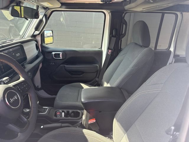 Used 2024 Jeep Wrangler Unlimited Sport AWD/4WD image 39