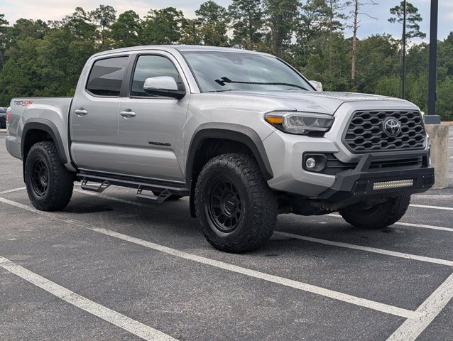 Used 2023 Toyota Tacoma TRD Off-Road w/ Technology Package AWD/4WD image 6