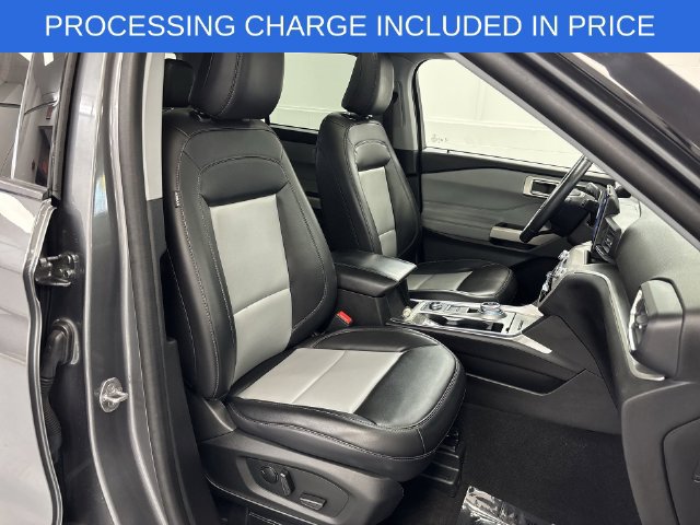 Certified 2023 Ford Explorer XLT w/ Equipment Group 202A AWD/4WD image 17
