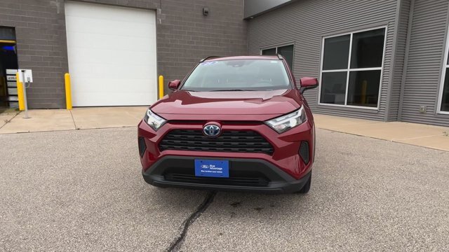 Used 2024 Toyota RAV4 XLE w/ Convenience Package AWD/4WD image 4