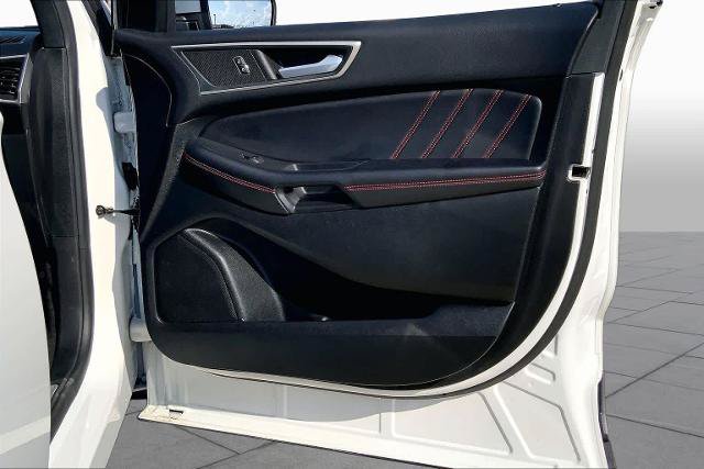 Certified 2024 Ford Edge ST-Line AWD/4WD image 22