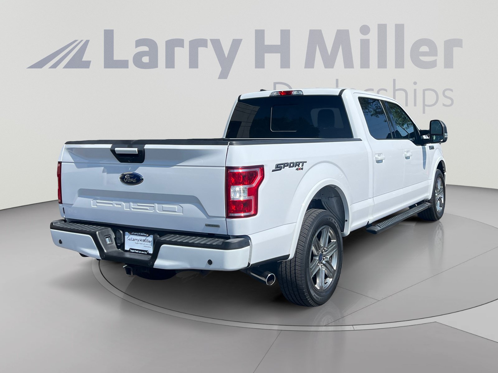 Certified 2018 Ford F150 XLT w/ Equipment Group 302A Luxury AWD/4WD image 5