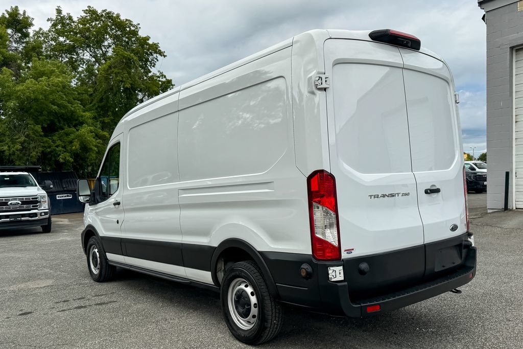 Certified 2023 Ford Transit 250 Medium Roof RWD image 5