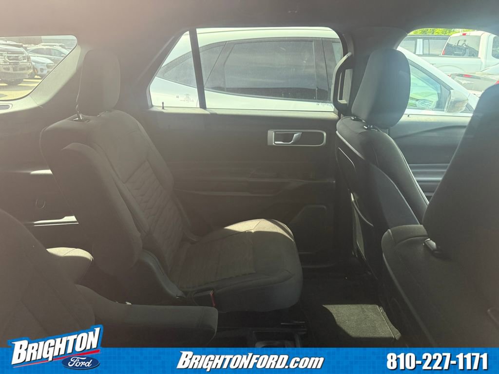 Certified 2020 Ford Explorer XLT w/ Comfort Package AWD/4WD image 9