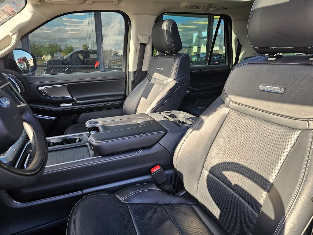 Certified 2025 Ford Expedition Max Platinum AWD/4WD image 18